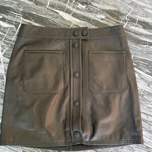 Frame Patch Pocket Skirt In Noir